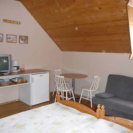 Apartmanhaz Sipos Апартаменты Шиофок